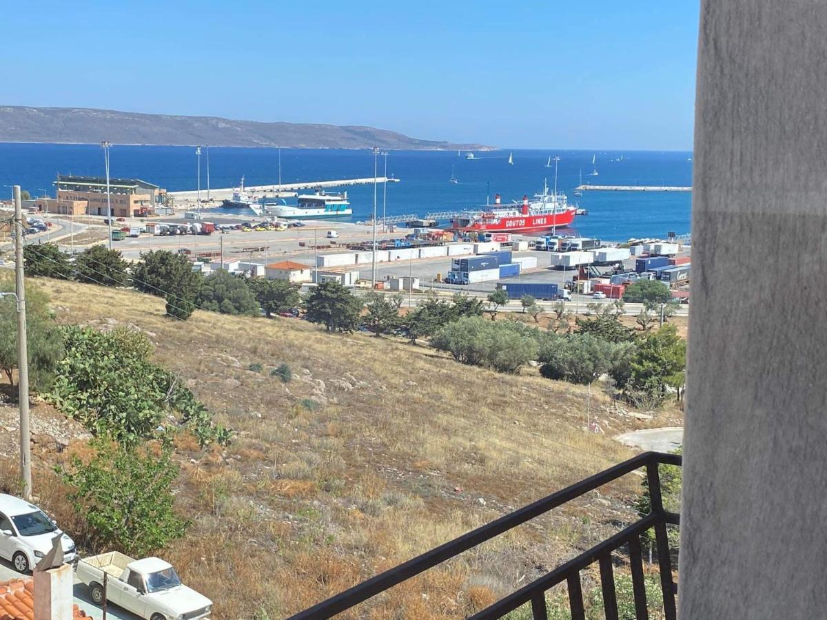 Lavrio 1Bdr Penthouse 7 Min On Foot From The Port Apartment Екстериор снимка