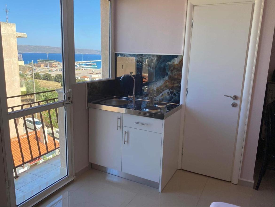 Lavrio 1Bdr Penthouse 7 Min On Foot From The Port Apartment Екстериор снимка